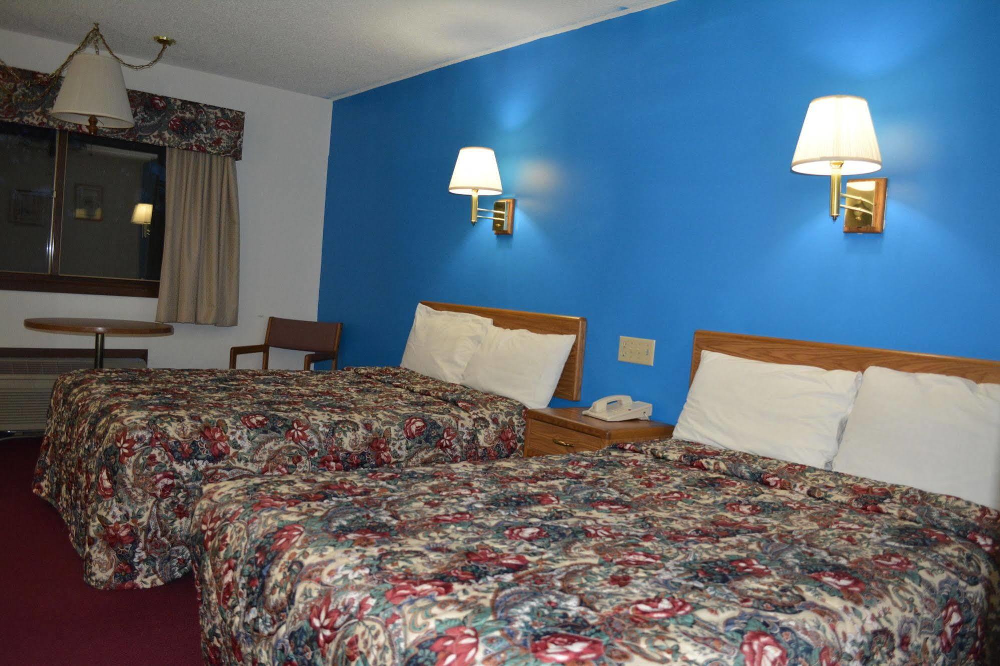 Bloomer Inn & Suites מראה חיצוני תמונה