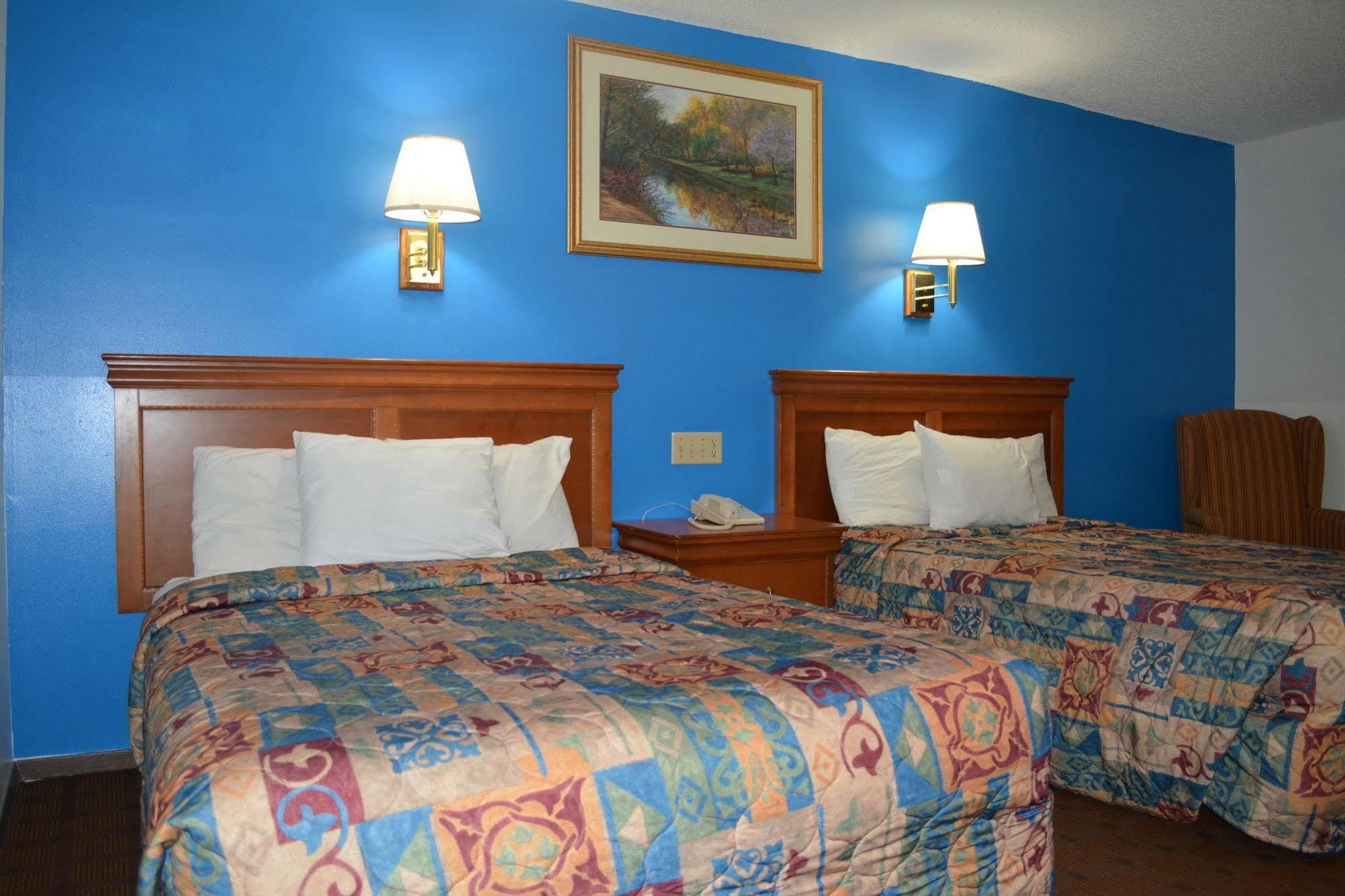 Bloomer Inn & Suites מראה חיצוני תמונה